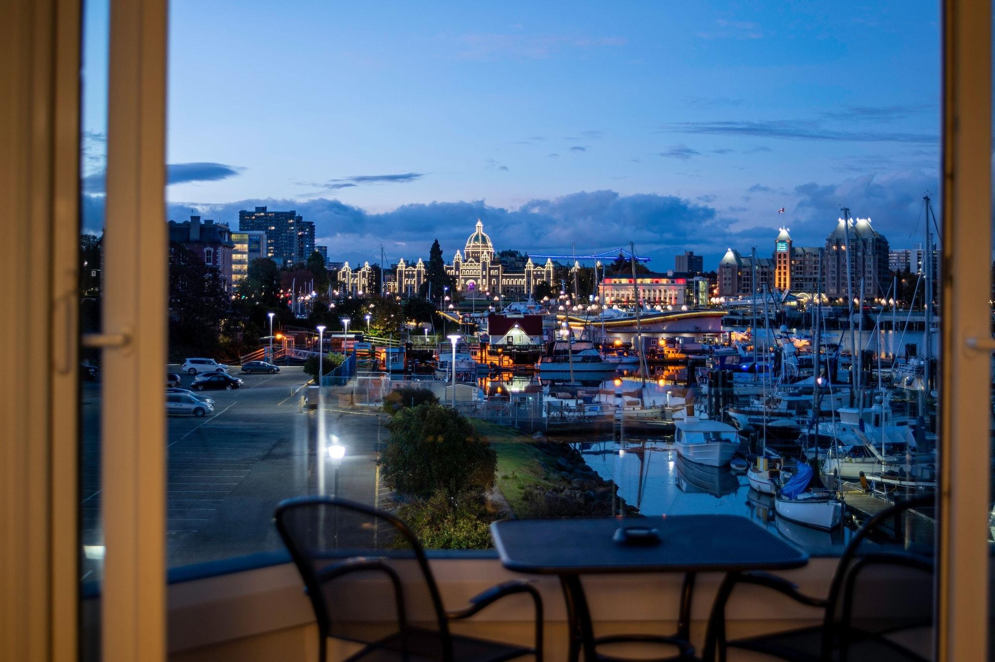 Victoria Regent Waterfront Hotel & Suites Exteriér fotografie