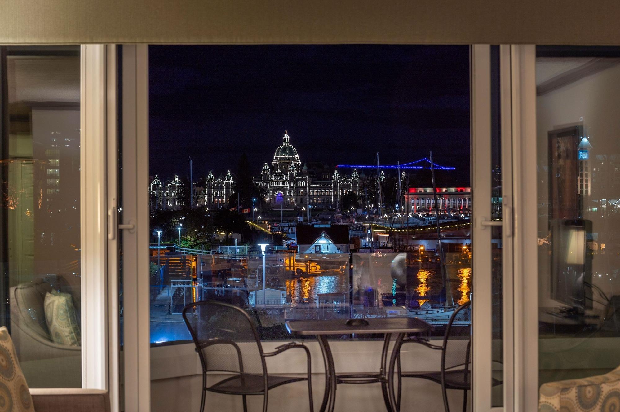 Victoria Regent Waterfront Hotel & Suites Exteriér fotografie